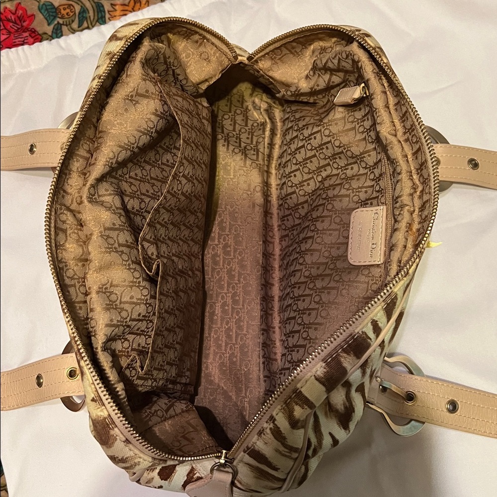 ABSOLUTELY GORGEOUS💕EXCELLENT CONDITION💕VINTAGE CHRISTIAN DIOR LEOPARD BAG💗💗💗 - Picture 14 of 17